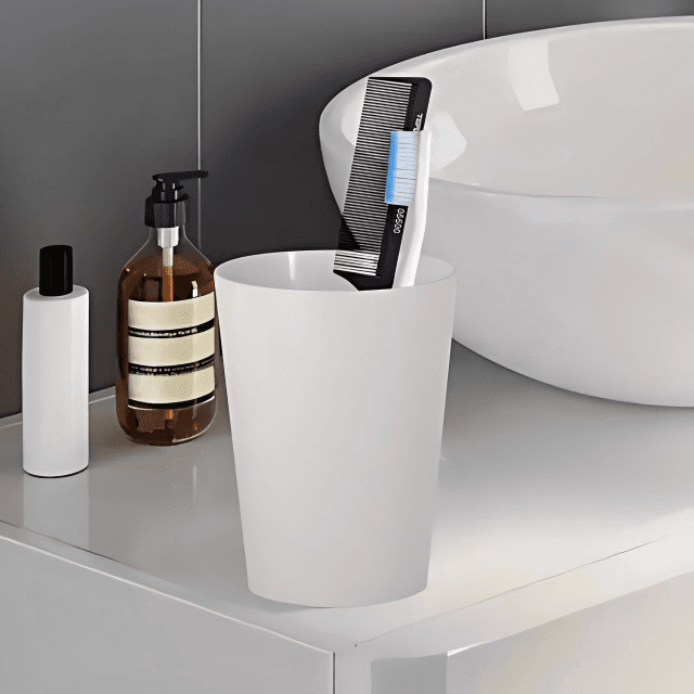 Resin Bathroom Tumbler Cup Decorative Rinse Cup,Drinking Glass,Toothbrush & Makeup Brush Holder For Vanity Countertops,Sink & Desk White